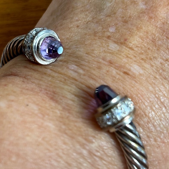 New Pretty Bracelet with Amethysts & Clear Crystals - Picture 4 of 4